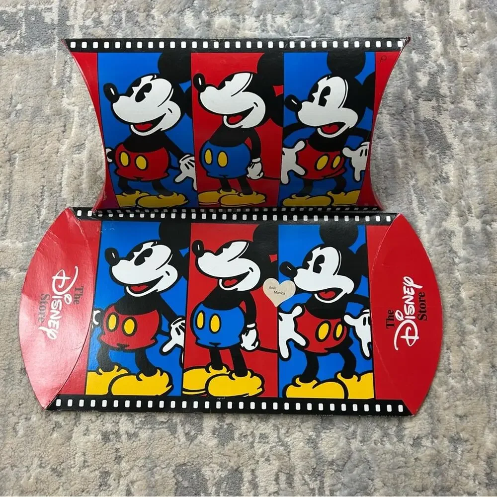 Vintage The Disney Store Pillow Gift  Cardboard Boxes Mickie Mouse Set of 2 USED